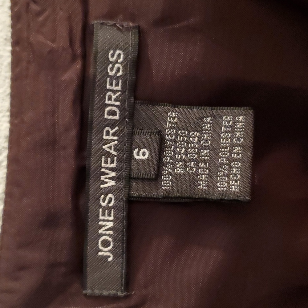 Dress Size 6 - Picture 6 of 7